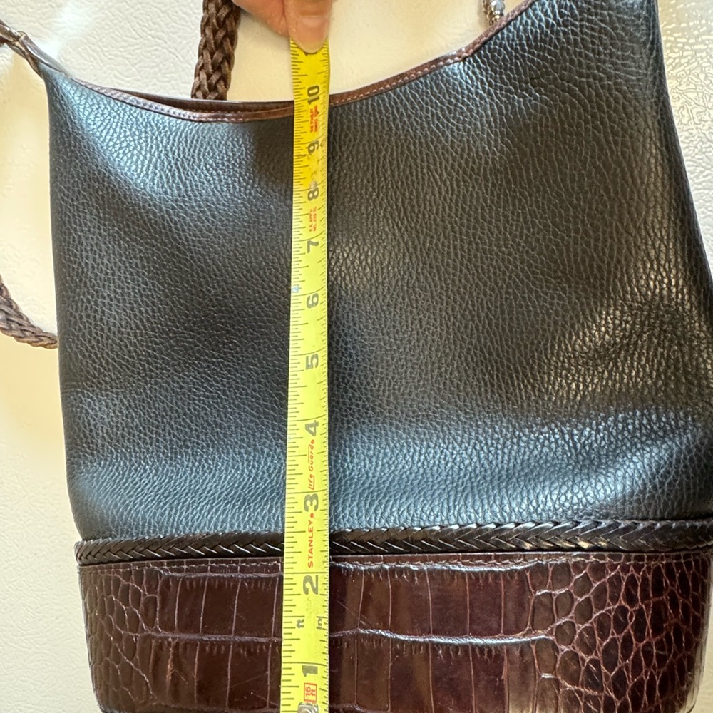 Brighton Leather Bucket Crossbody/Shoulder Bag - Picture 2 of 12